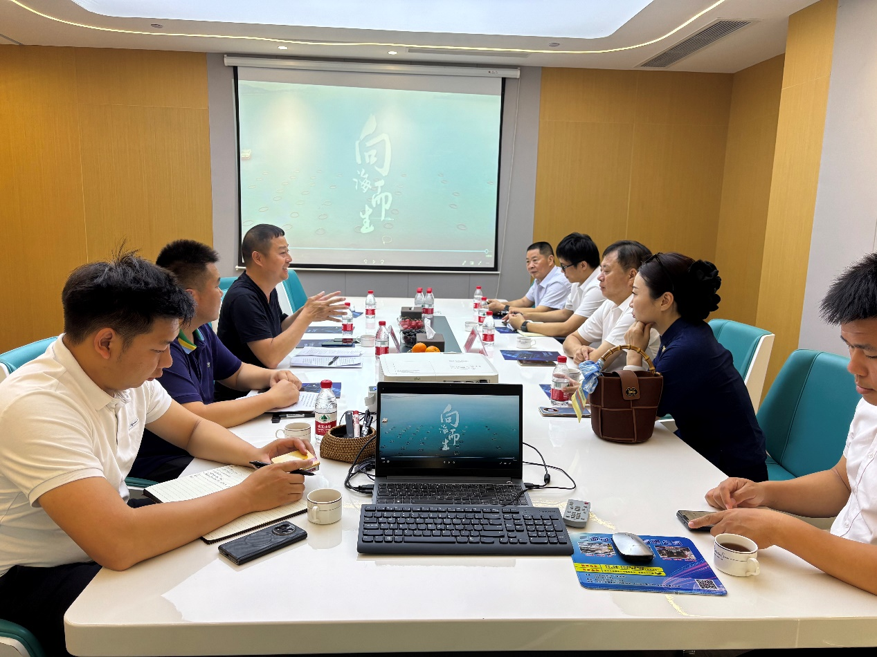 張長(zhǎng)豐副市長(zhǎng)到晨海水產(chǎn)調(diào)研，助企紓困共繪漁業(yè)科技新藍(lán)圖
